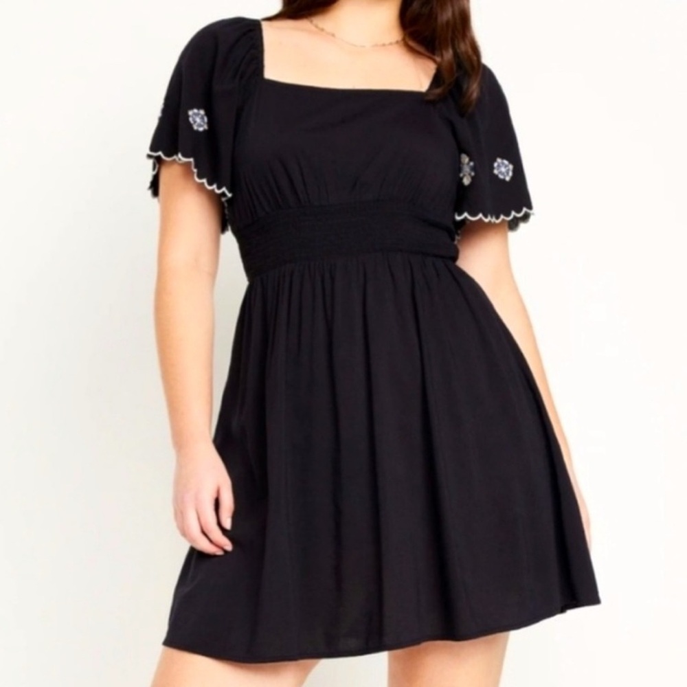 Old Navy Black Summer Dress with Floral Embroidery